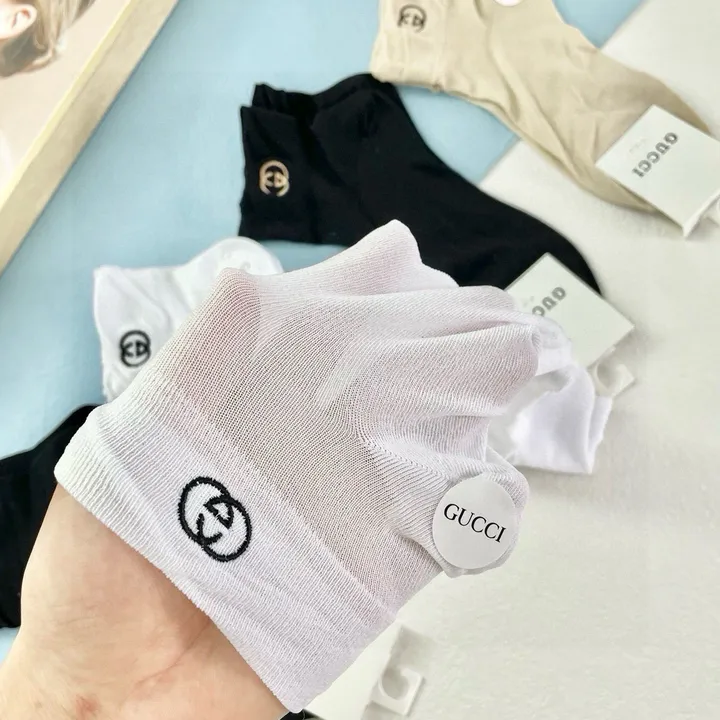 スーパーコピー グッチ 靴下