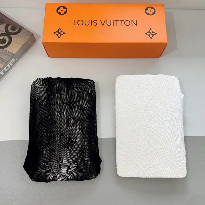 スーパーコピー ルイヴィトン 靴下