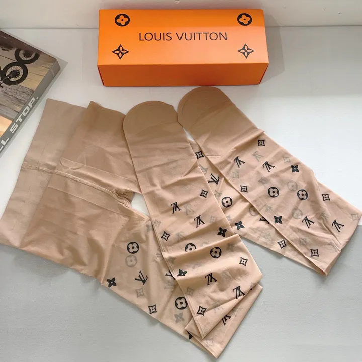 スーパーコピー ルイヴィトン 靴下