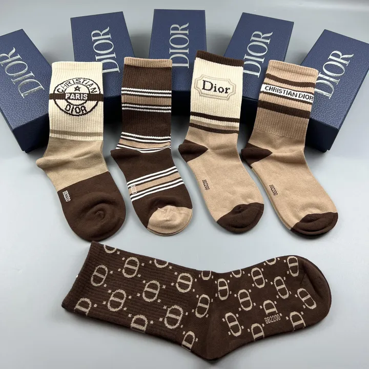 スーパーコピー ディオール 靴下