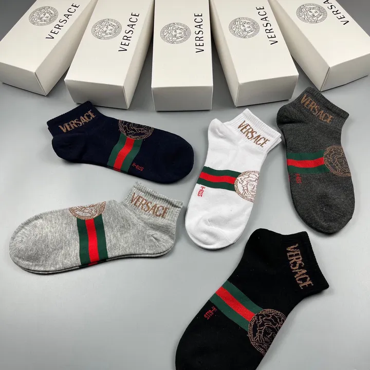 スーパーコピー ヴェルサーチ 靴下