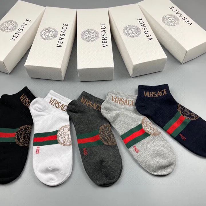 スーパーコピー ヴェルサーチ 靴下