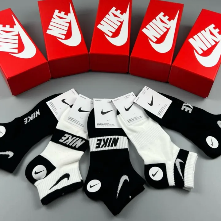 スーパーコピー ナイキ 靴下