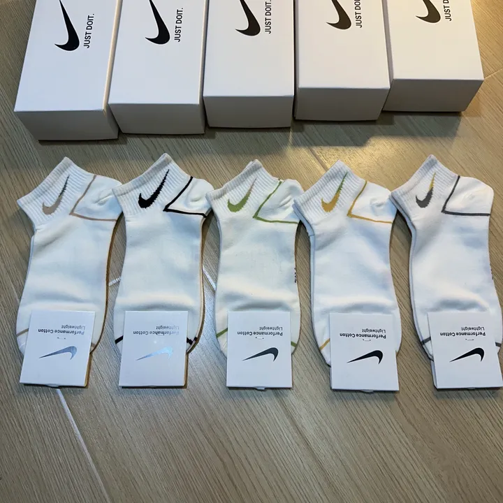 スーパーコピー ナイキ 靴下