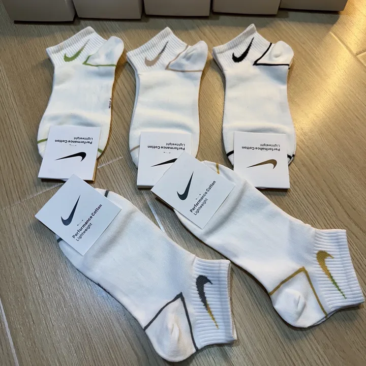 スーパーコピー ナイキ 靴下