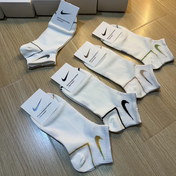 スーパーコピー ナイキ 靴下