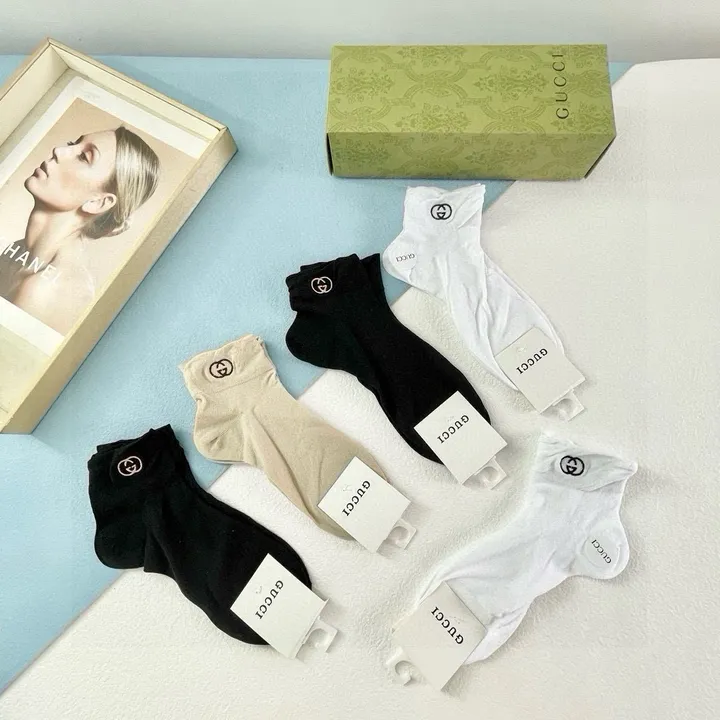 スーパーコピー グッチ 靴下