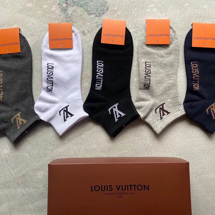 スーパーコピー ルイヴィトン 靴下