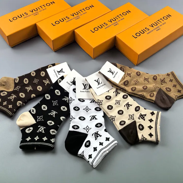 スーパーコピー ルイヴィトン 靴下