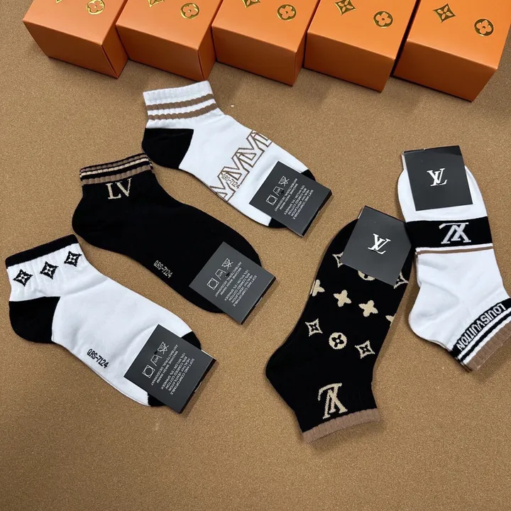スーパーコピー ルイヴィトン 靴下