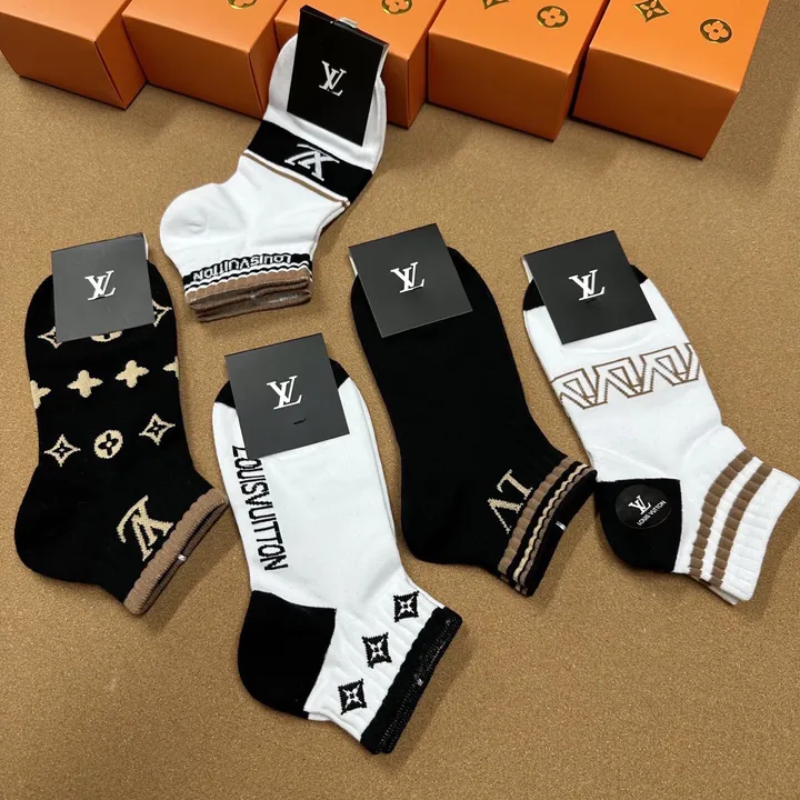 スーパーコピー ルイヴィトン 靴下