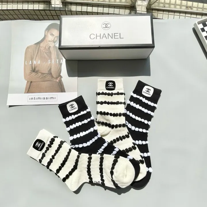 スーパーコピー シャネル 靴下