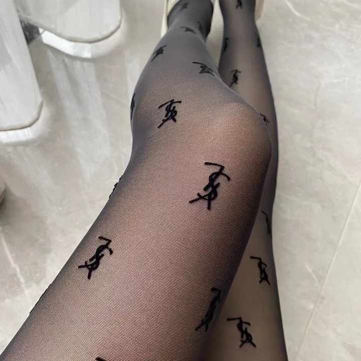 スーパーコピー イブサンローラン 靴下