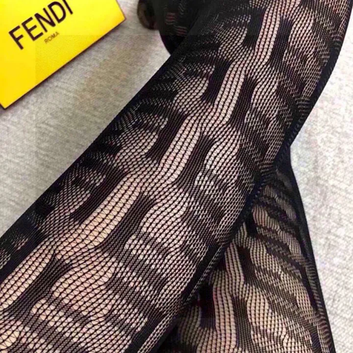 スーパーコピー ヴェルサーチ 靴下