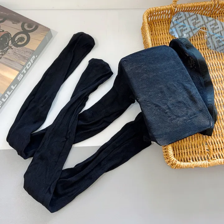 スーパーコピー ディオール 靴下