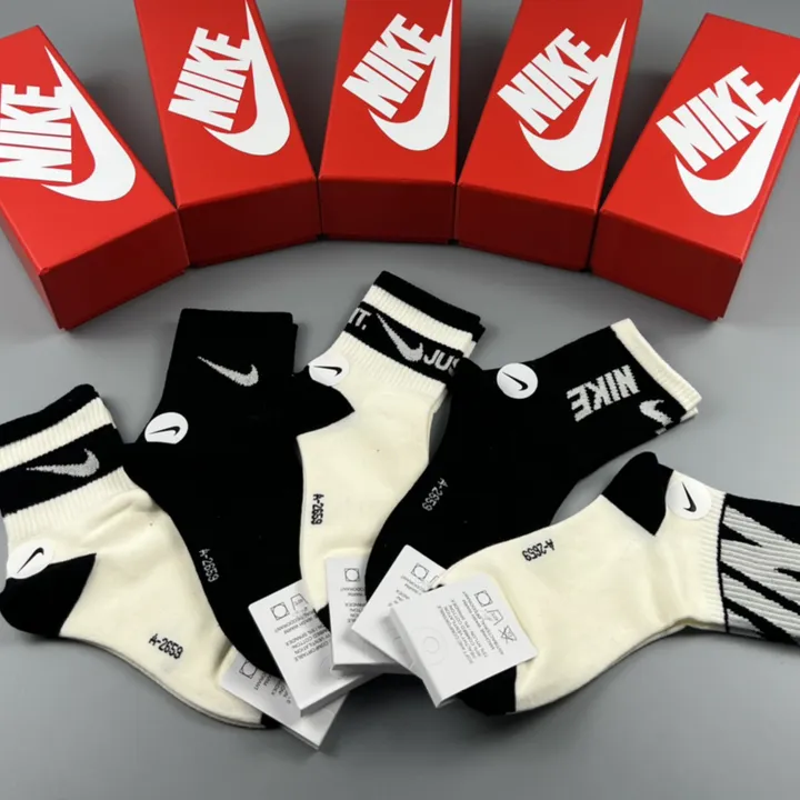 スーパーコピー ナイキ 靴下