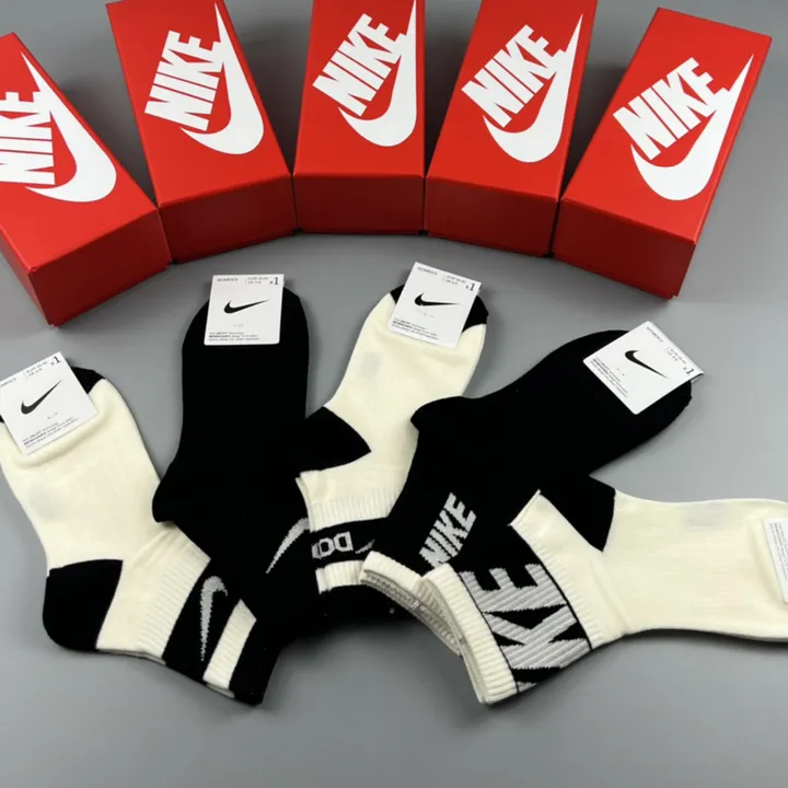 スーパーコピー ナイキ 靴下