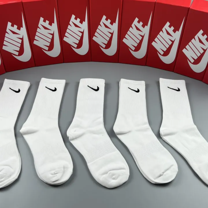 スーパーコピー ナイキ 靴下