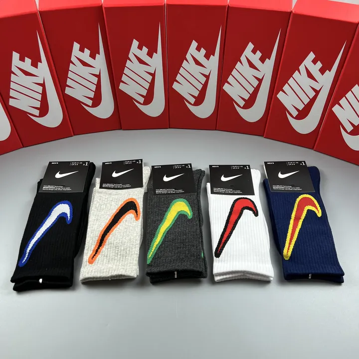 スーパーコピー ナイキ 靴下
