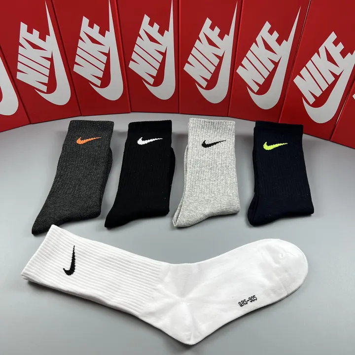 スーパーコピー ナイキ 靴下