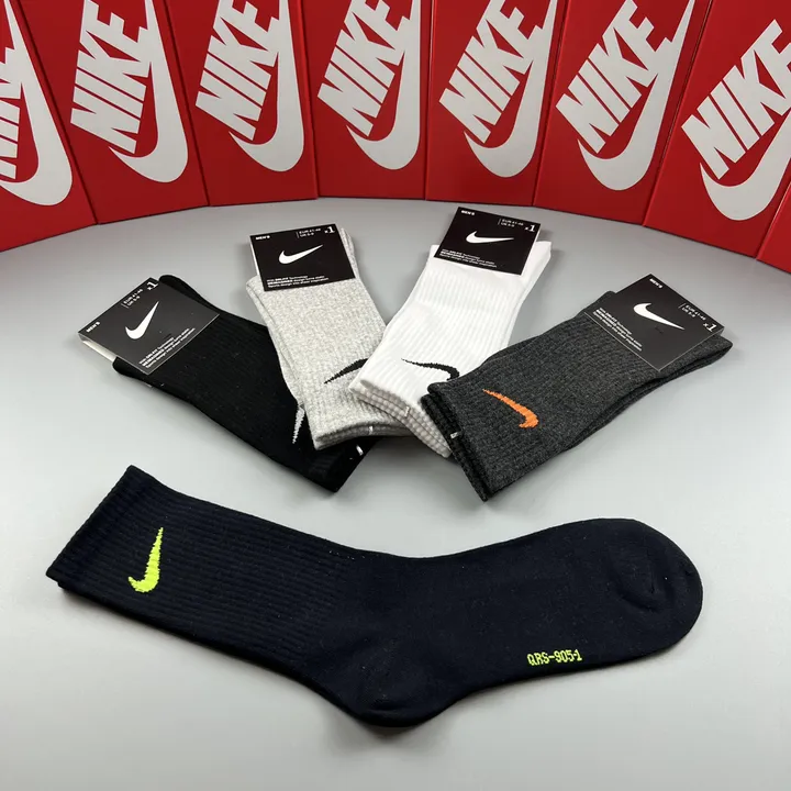 スーパーコピー ナイキ 靴下