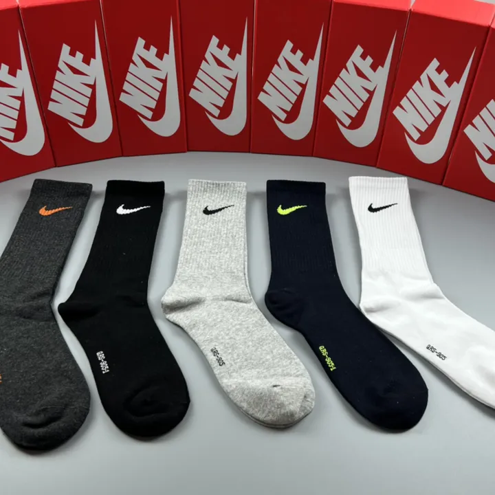スーパーコピー ナイキ 靴下
