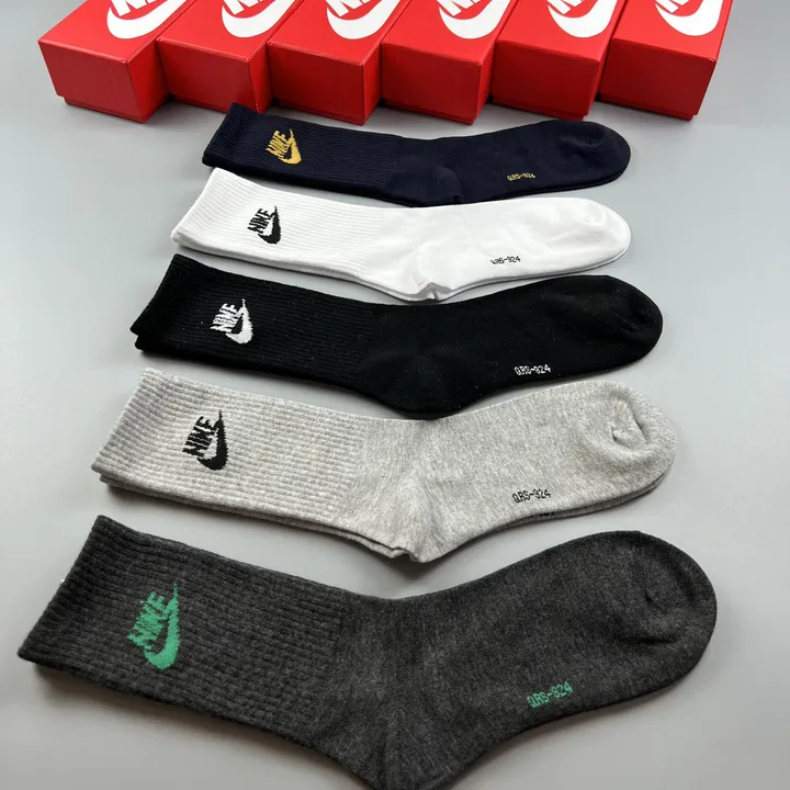 スーパーコピー ナイキ 靴下