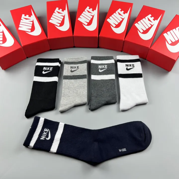 スーパーコピー ナイキ 靴下