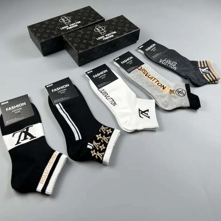 スーパーコピー ルイヴィトン 靴下