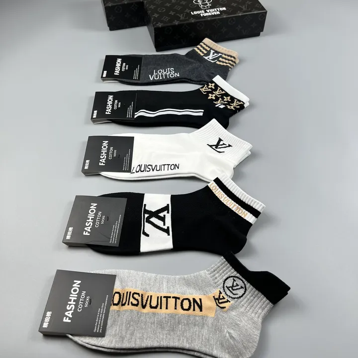 スーパーコピー ルイヴィトン 靴下