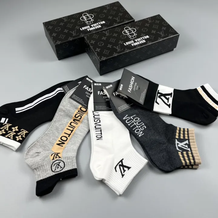 スーパーコピー ルイヴィトン 靴下