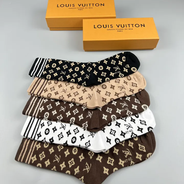 スーパーコピー ルイヴィトン 靴下
