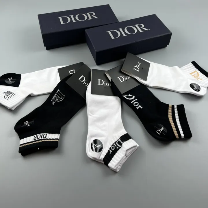 スーパーコピー ディオール 靴下