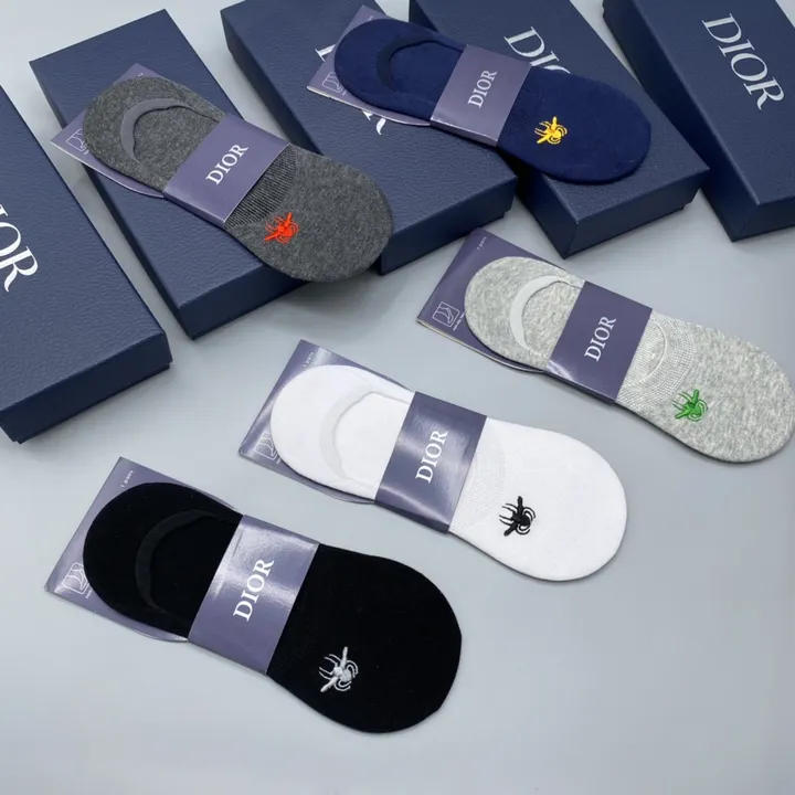 スーパーコピー ディオール 靴下