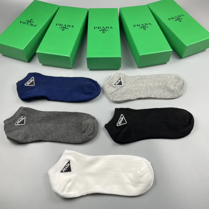 スーパーコピー バレンシアガ 靴下