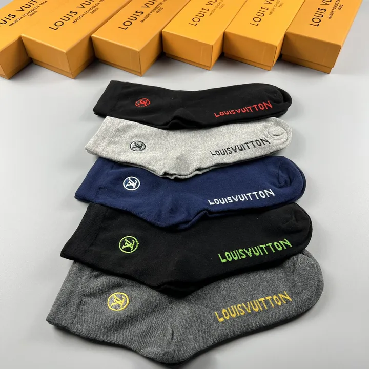 スーパーコピー ルイヴィトン 靴下