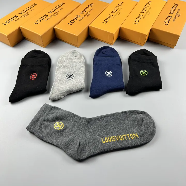 スーパーコピー ルイヴィトン 靴下