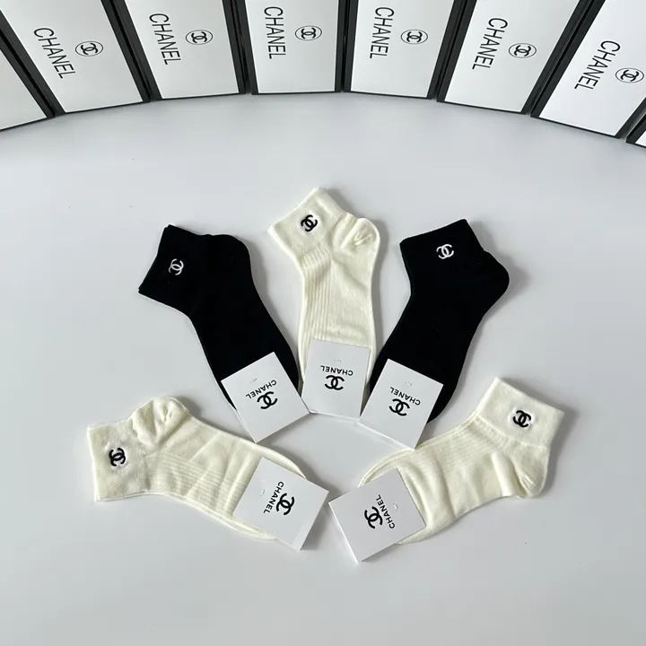 スーパーコピー シャネル 靴下