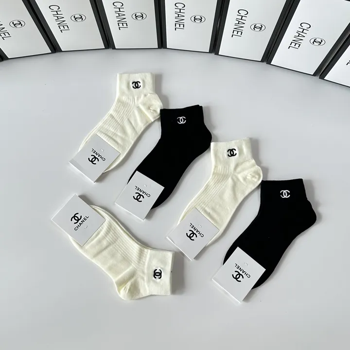 スーパーコピー シャネル 靴下