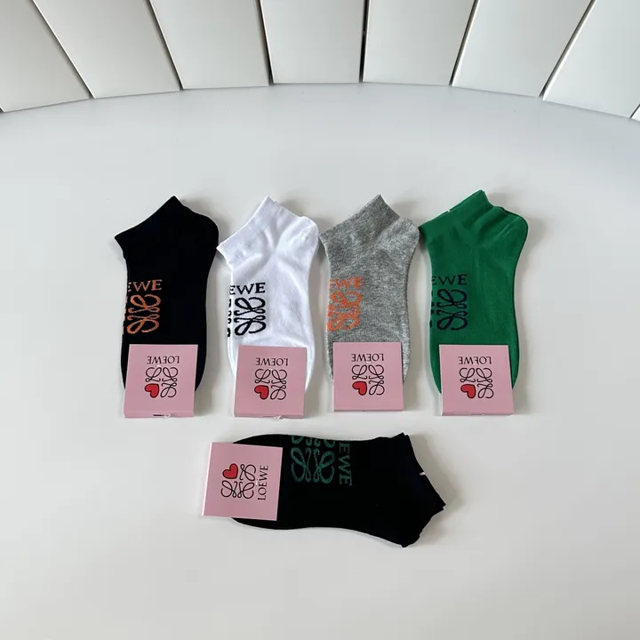 スーパーコピー ロエベ 靴下