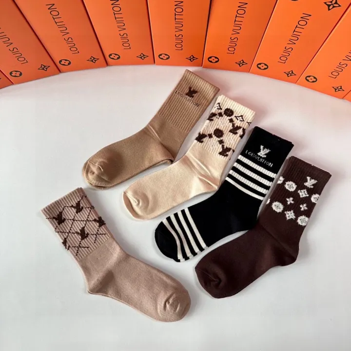 スーパーコピー ルイヴィトン 靴下