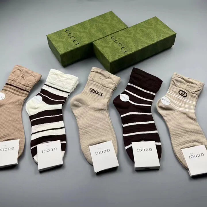 スーパーコピー グッチ 靴下