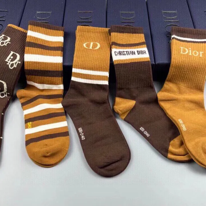 スーパーコピー ディオール 靴下