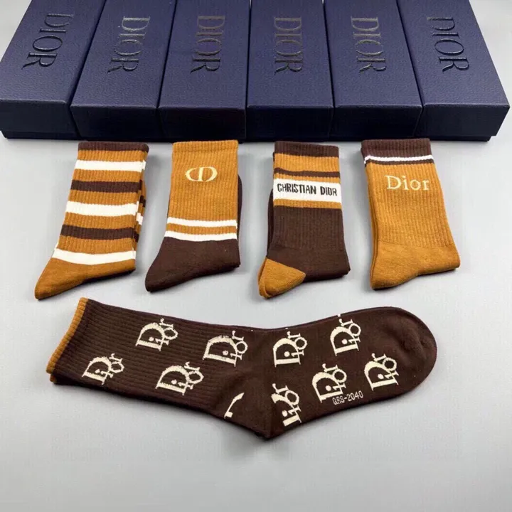 スーパーコピー ディオール 靴下