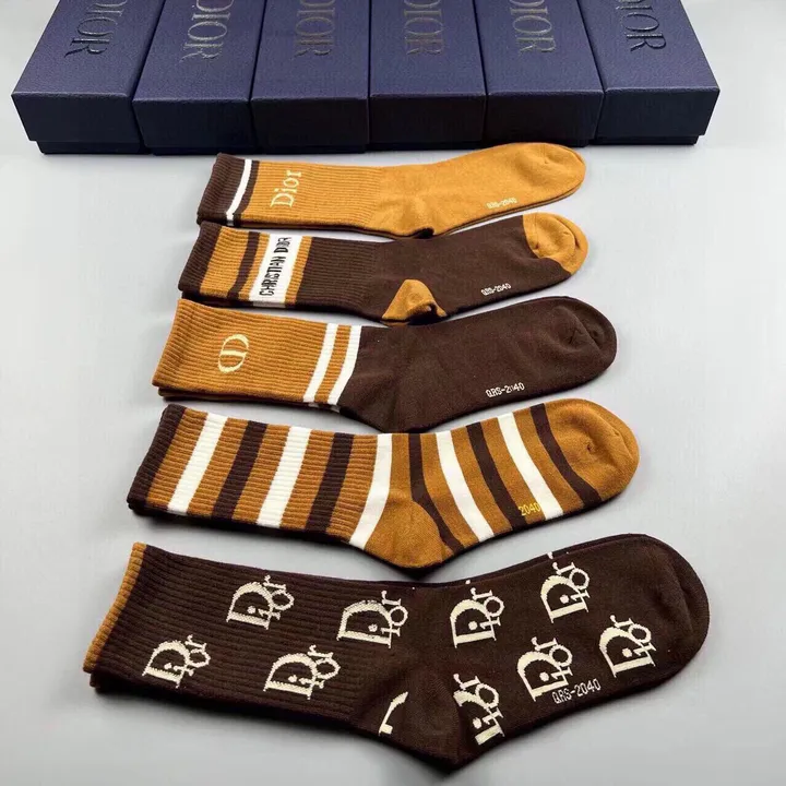スーパーコピー ディオール 靴下