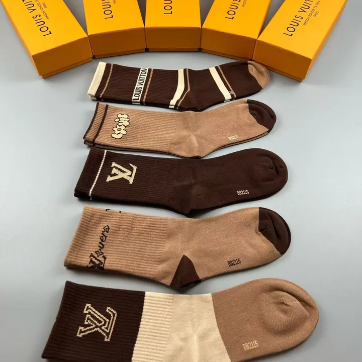 スーパーコピー ルイヴィトン 靴下