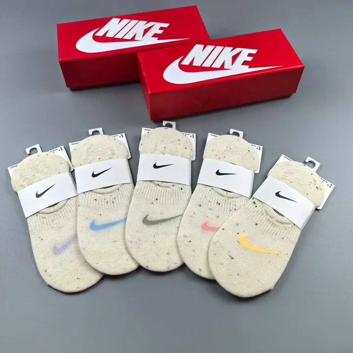 スーパーコピー ナイキ 靴下