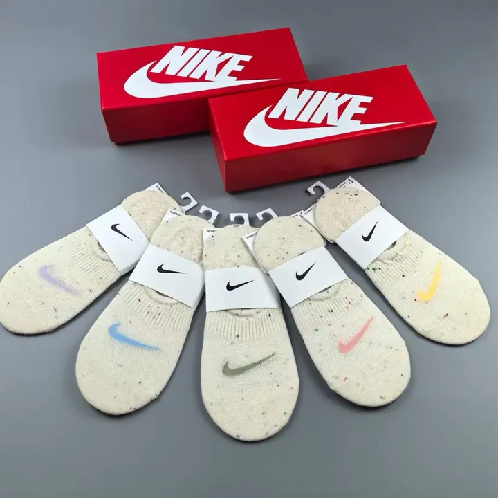 スーパーコピー ナイキ 靴下