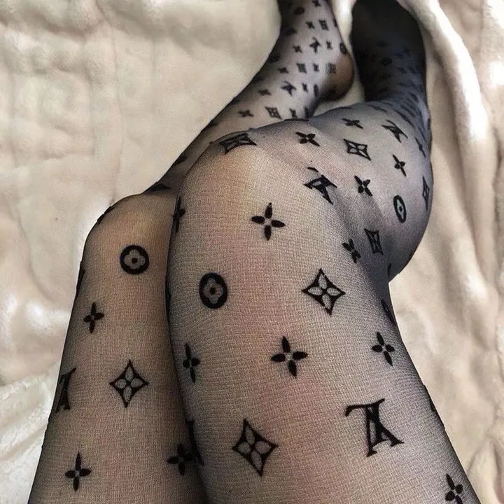 スーパーコピー ルイヴィトン 靴下