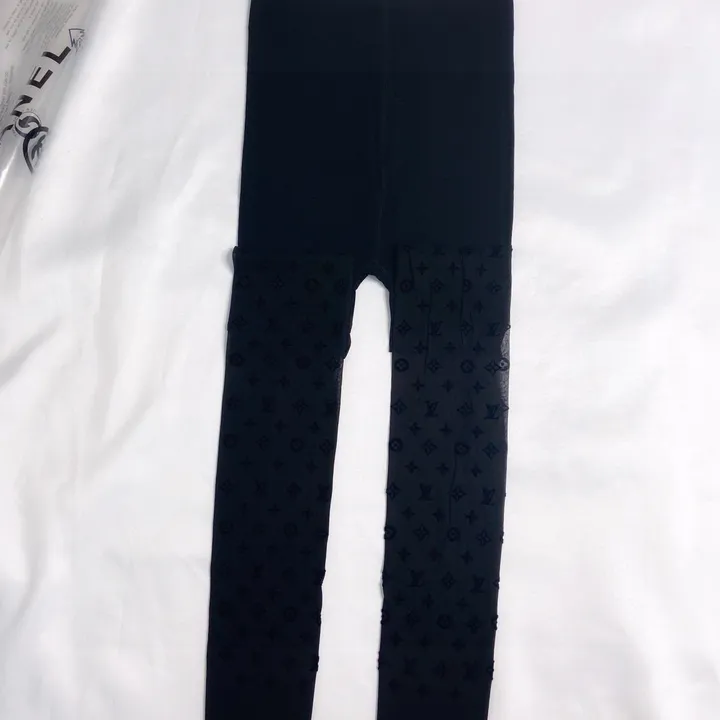 スーパーコピー ルイヴィトン 靴下